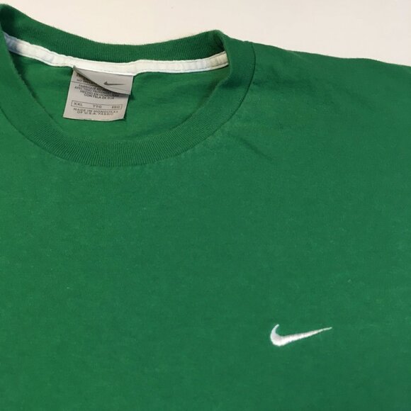 Mens 2XL Vintage Early 2000s Green Nike Tee With Embroidered Swoosh - Picture 1 of 10